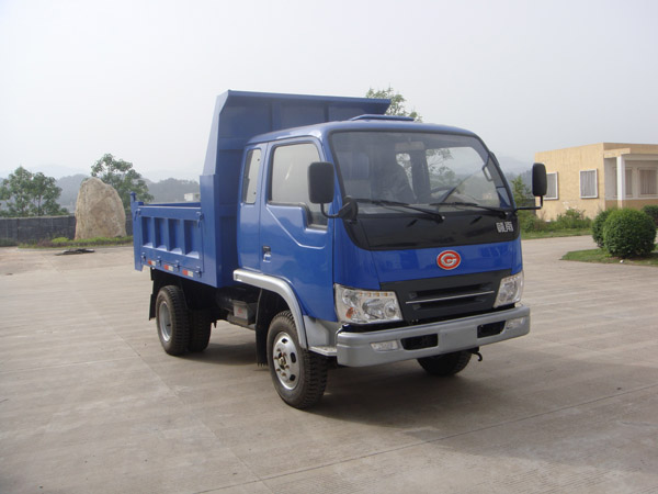 女人张开腿让男人添