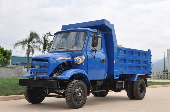 女人张开腿让男人添