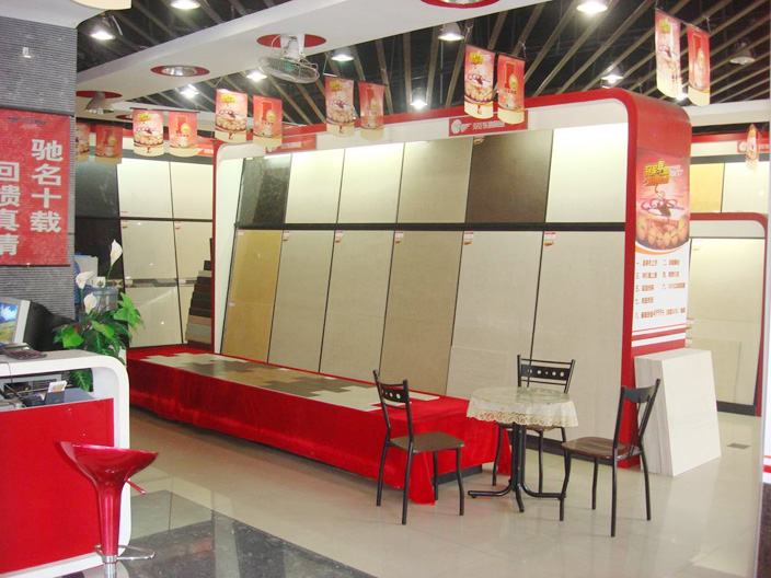 女人张开腿让男人添