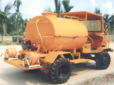 女人张开腿让男人添