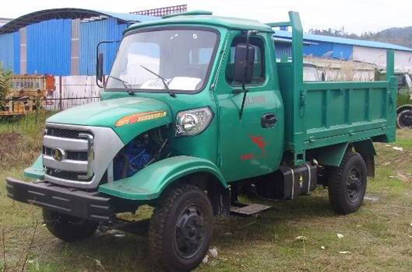 女人张开腿让男人添