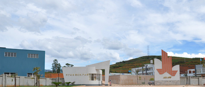 女人张开腿让男人添