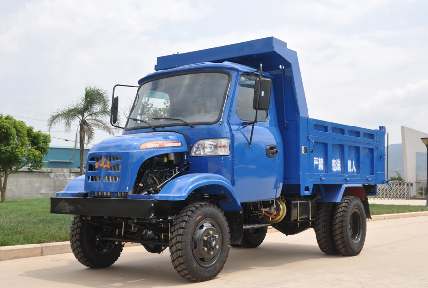 女人张开腿让男人添